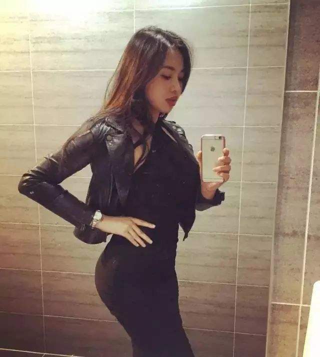 升官发财当皇帝悟饭版下载